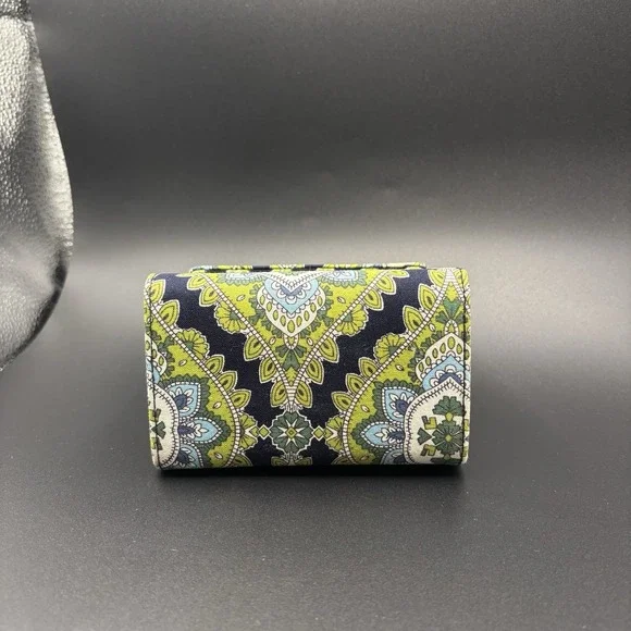 Vera Bradley Green Mini Travel Jewelry Hard Case - Removable Ring Tray - Picture 8 of 10